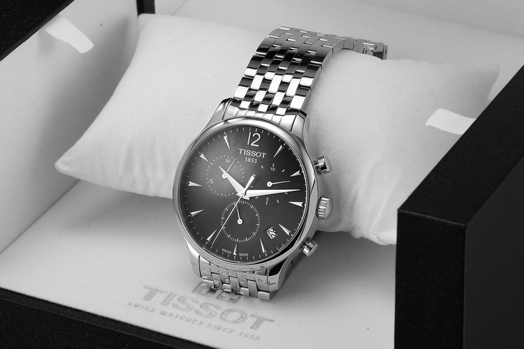 天梭tissot-俊雅系列 t063.617.11.067.00 男士石英表
