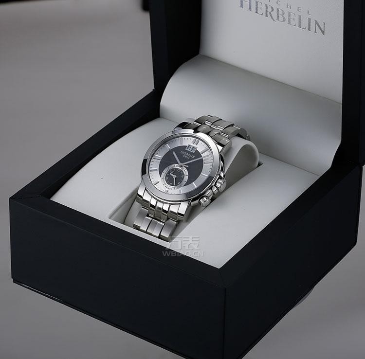 2、 Heppelin手表的档次是多少？：Heppelin手表和Armani手表哪个档次？有人想通了吗？打算入手一台。 