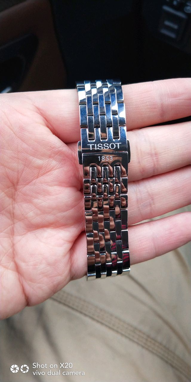 天梭t0064071103300手表表友晒单作业感觉不错