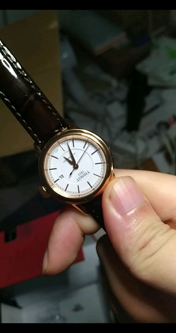 天梭t0852073601100手表表友晒单作业发货比较慢