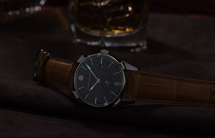 唯一拥有拉丁血统的瑞士腕表品牌：瑞士库尔沃CYS-Historiador 历史学家系列 pequenos segundos 3195.1GS 机械男表（欧洲，美洲绝版款）