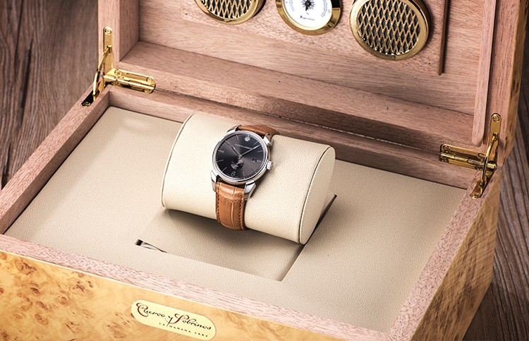 唯一拥有拉丁血统的瑞士腕表品牌：瑞士库尔沃CYS-Historiador 历史学家系列 pequenos segundos 3195.1GS 机械男表（欧洲，美洲绝版款）