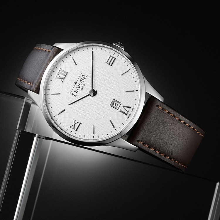 简约百搭款！瑞士迪沃斯(DAVOSA)-Parangon Quartz 剑心系列  16248215 石英男表