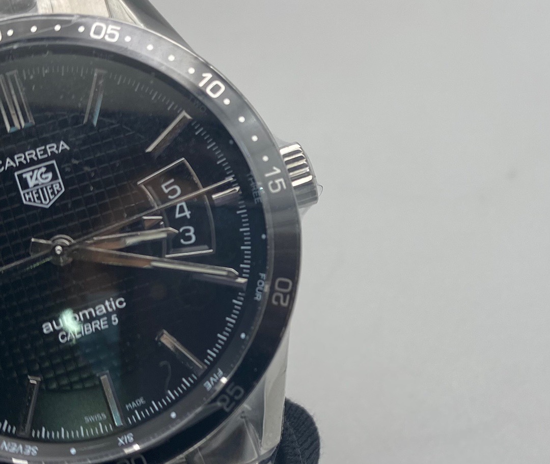 二手95新泰格豪雅wv2115.ba0787手表价格、值多少钱?-万表二手表